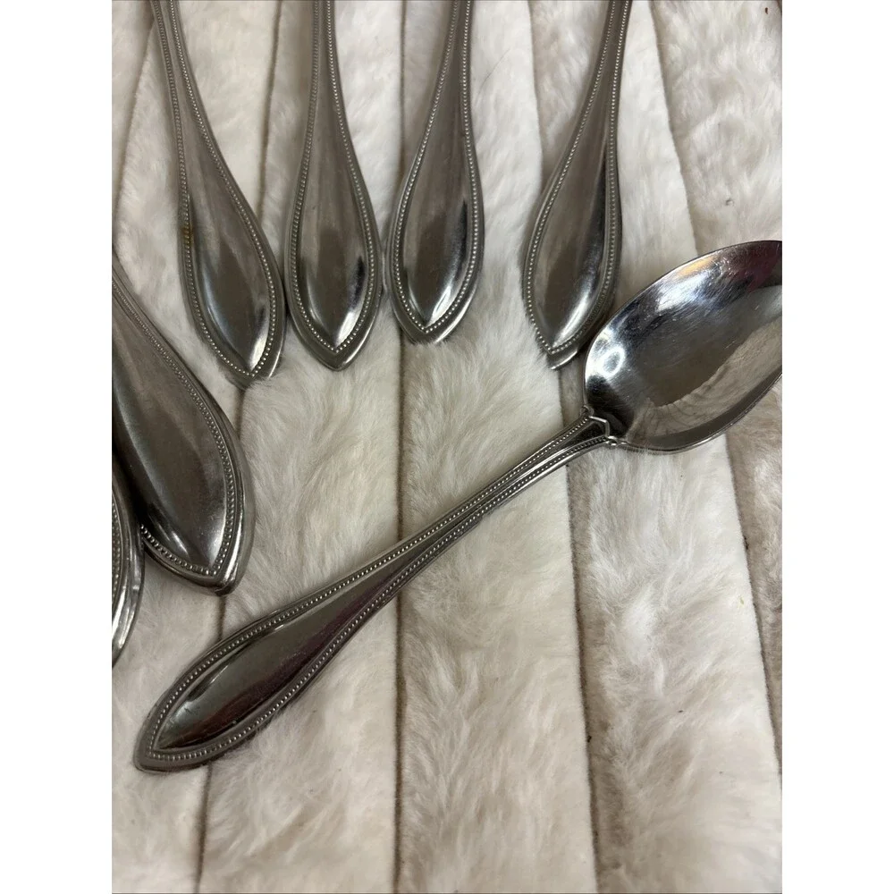 Oneida use stainless